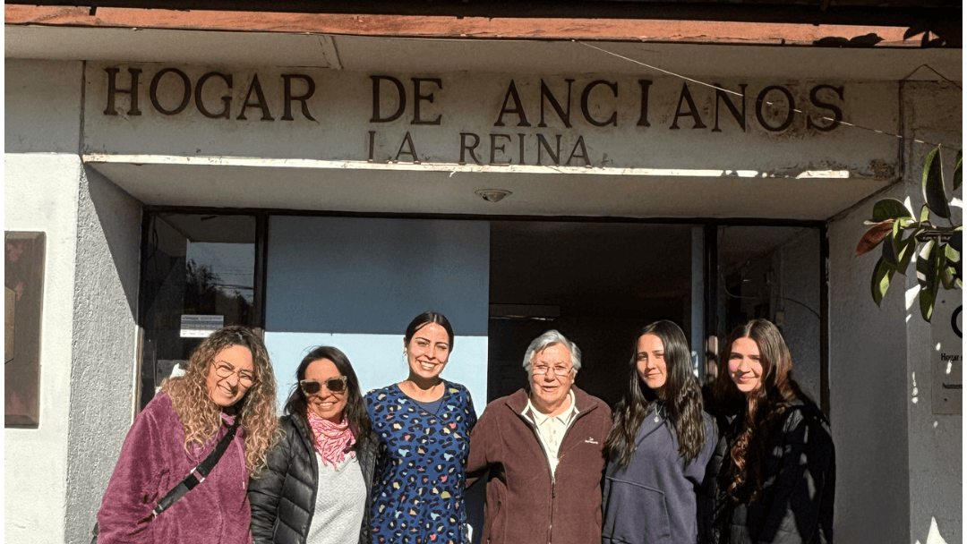 Fotografía de la noticia «Vivir el sello Teresiano a través del servicio y la fraternidad.» del Colegio El Carmen Teresiano La Reina.