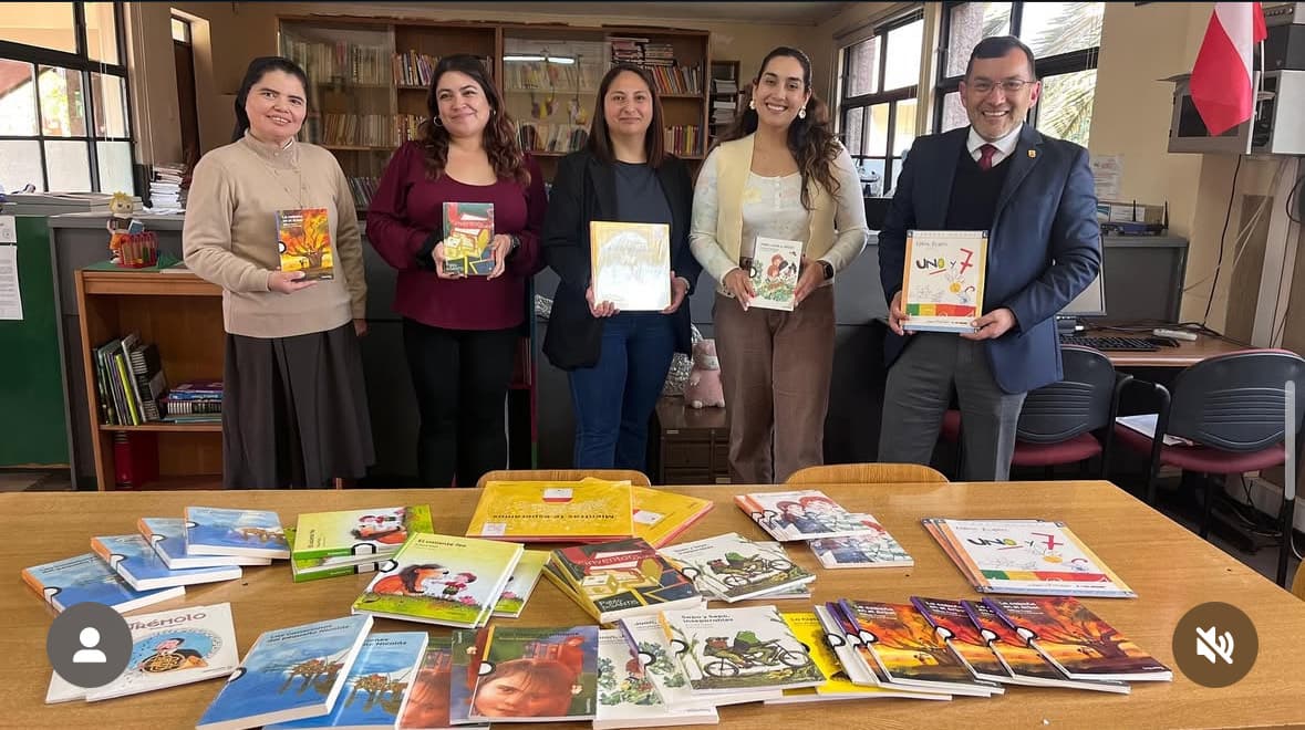 Fotografía de la noticia «Educación con valores, lectura y futuro: nuestro colegio sigue creciendo» del Colegio El Carmen Teresiano La Reina.